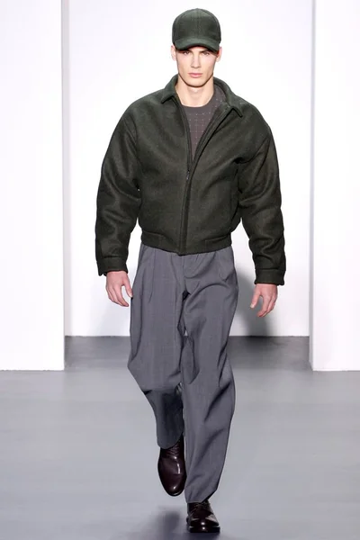 Look 2
